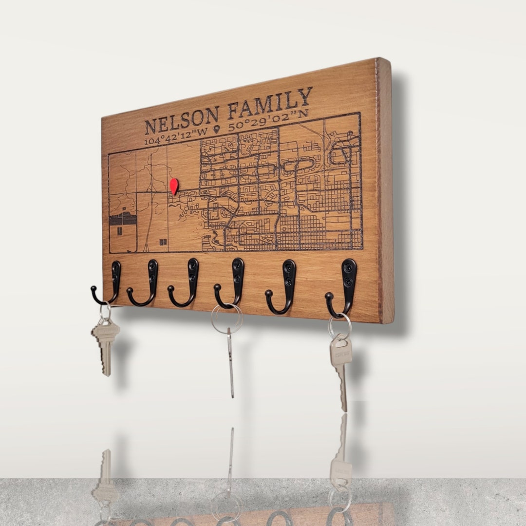 Personalized Wooden Map Key Holder: Wall Mounted Key Organizer - Etsy