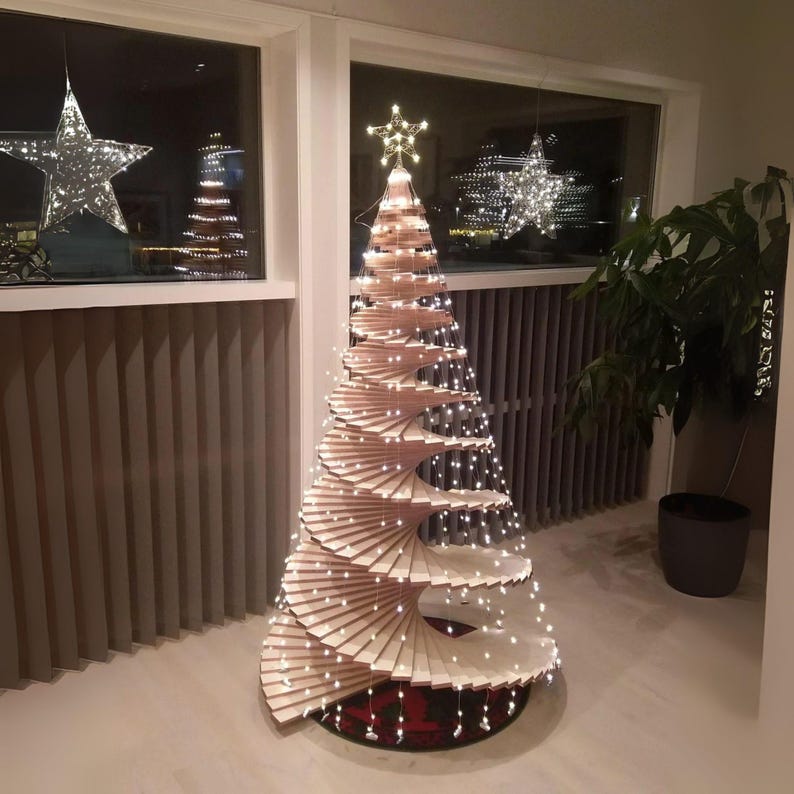 Spiral Wooden Christmas Tree plans | DIY Spiral Christmas Tree, One Board Spiral Tree, Build Plan | Landscape Tree Plan PDF Printable
