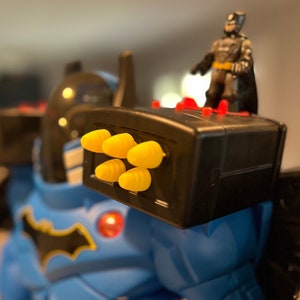 Imaginext DC Super Friends Toy Replacement Missile Projectiles (Pack of 5) / Darts / Shooters - Works with many toys such as Batbox Xtreme