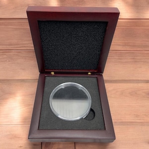 Coin Presentation Display 20mm-50mm - Rosewood Finish Gift Box With Coin Capsule - Made For Multiple Size Coins - Gifts For Him