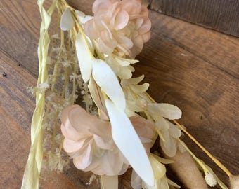 Beige, Cream, natural flowers, stems, artificial stems, wreath making, faux wildflower
