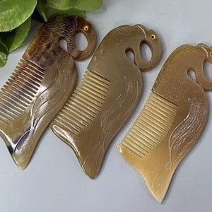 1Pcs Natural Boutique ox Horn Comb Hair Brush,Handle Horn Massage Comb, ox horns 100% Genuine Horn Pocket Beard Comb Anti Static Scalp Comb.