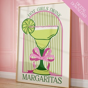 ホットな女の子がマルガリータを飲むプリント
