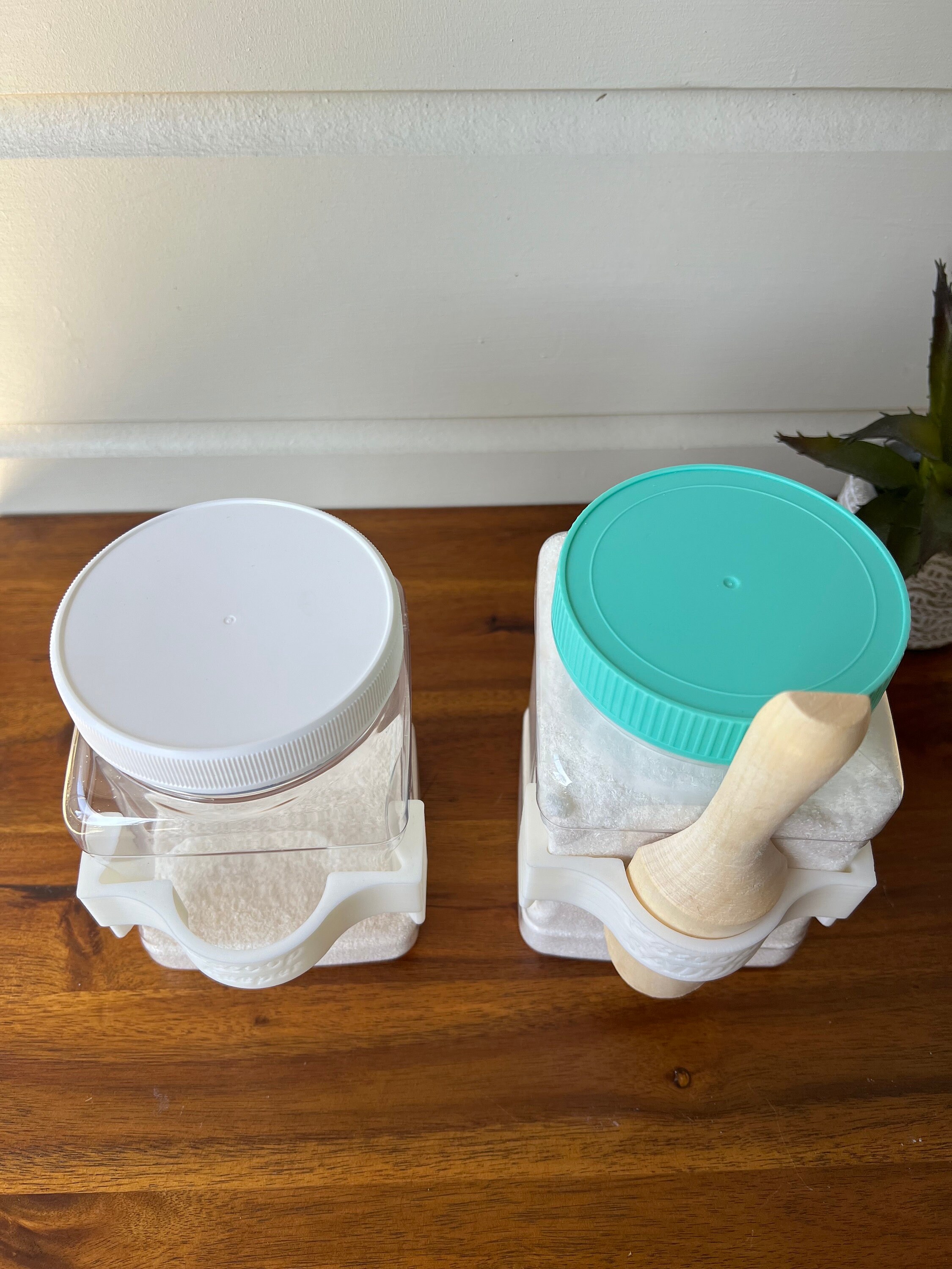 The Scoop Saddle Plastic Scoop Clip Attachment for Buff City Soap Wood