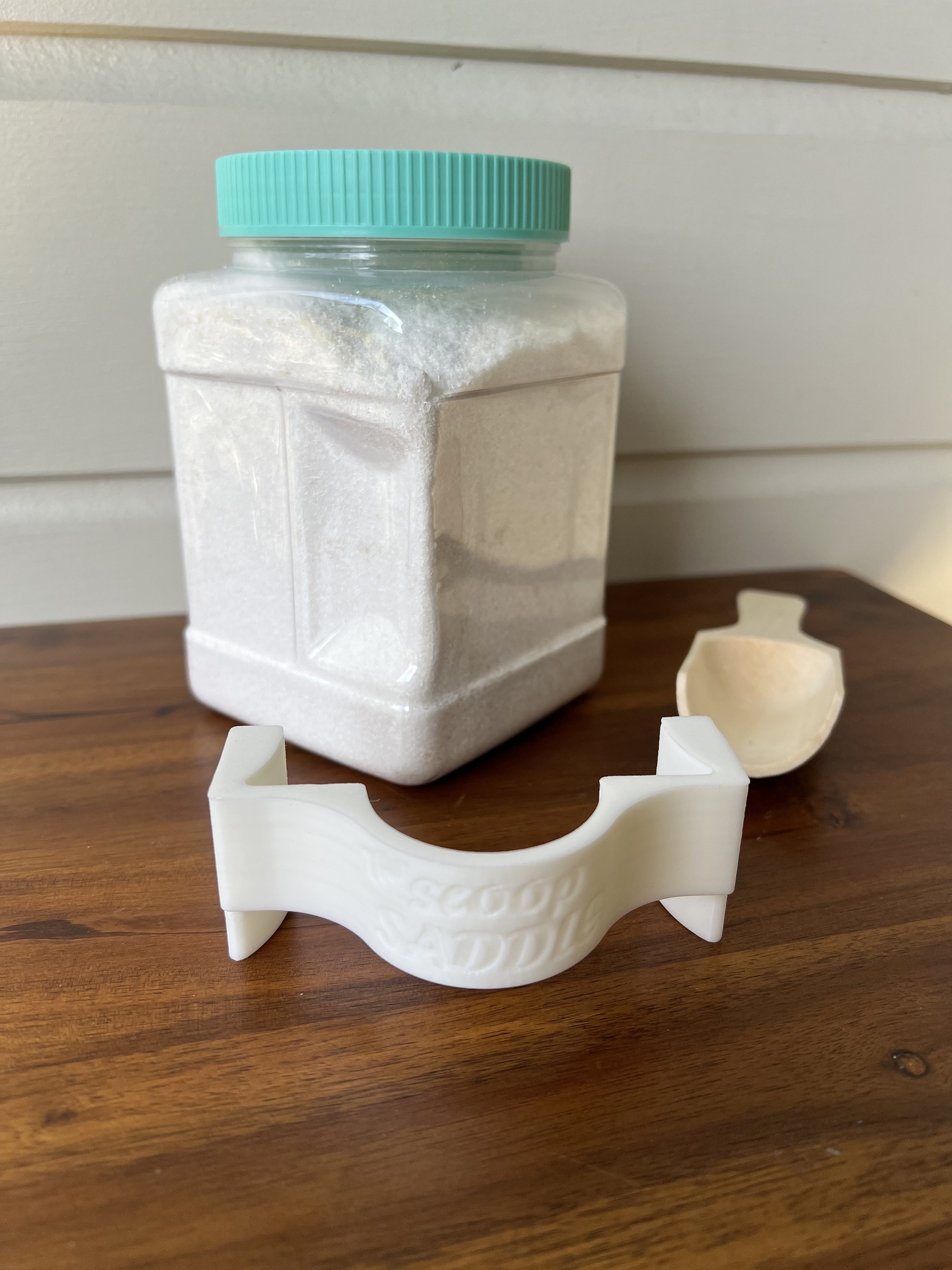 The Scoop Saddle Plastic Scoop Clip Attachment for Buff City Soap Wood