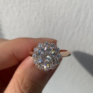 Ice Crushed 3 CT Round Cut Moissanite Diamond Ring Surrounded By Round Cut Diamond Ring 10K 14K 18K Solid Rose Gold Wedding Ring Bridal Ring