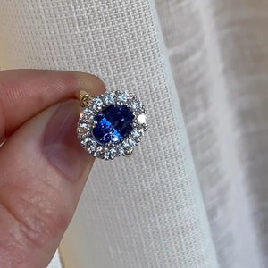 Victorian 3.5 CT Blue Oval Sapphire Engagement ring Surround By Round Cut Diamond With 10K 14K 18K Solid Yellow Gold Wedding Ring Bridal Set