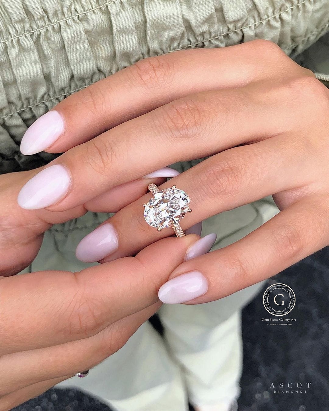 4 ct oval moissanite deals