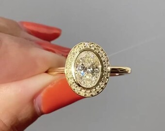 vintage 3.5 CT Oval Cut Moissanite Diamond Bague de fiançailles 10K 14K 18K Solid Yellow Gold Wedding Ring Side Round Cut Diamond Design