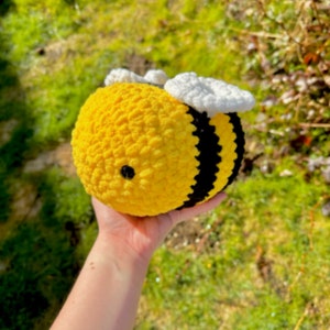 Crochet Bee Plushie