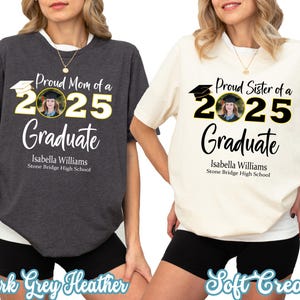 Stolze Familie 2025 Graduate T-Shirt: Personalisiertes Seniorengeschenk