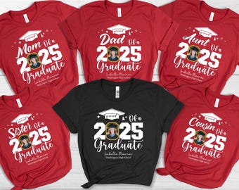 Personalisierte stolze Familie graduiert 2025 Shirt: Kundenspezifisches Foto