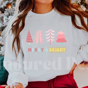 Merry & Bright Holiday Sweater, Christmas Sweatshirt for Her, Santa Gift Sweater, women&#39;s Christmas Sweater, Gifts for her, Girly Christmas