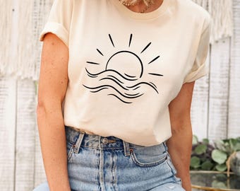 Boho Sun Graphic Tee: Summer Vibes Beach Shirt