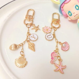 Shell Keychain Wallet Charm, Coastal Style Charm, Gold Keychain for Bag, Beach Keychain, Handmade Purse Charm, Wallet Accessories