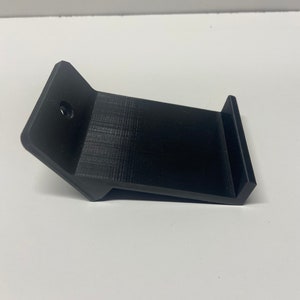 universal game controller wall mount