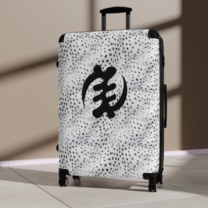 Leopard Print Koffer mit Gye Nyame Adinkra Symbol: Travel in Pan-African Elegance