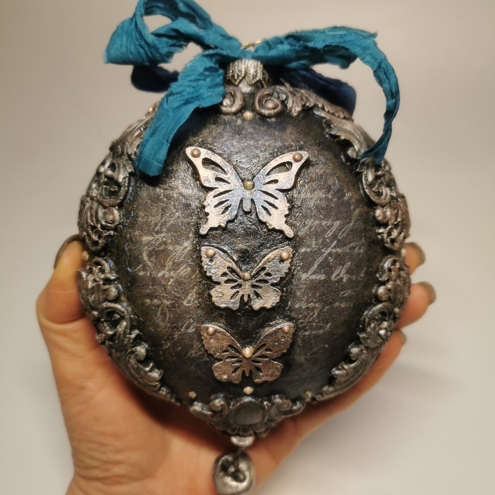 Christmas Tree Ornament Bauble Vintage Victorian Nostalgic Style - Etsy