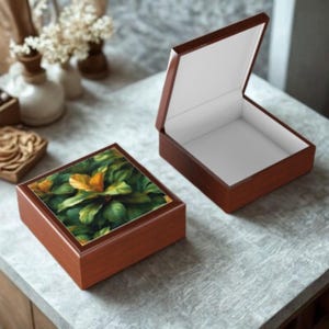 Jewelry Box Organizer with Glossy Finish and Soft Felt Interior