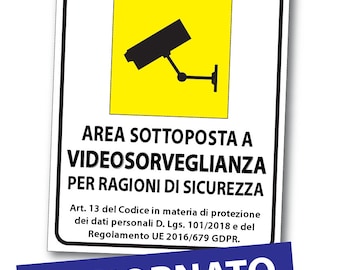 Cartel adhesivo para zona bajo videovigilancia formato A5 (21 x 15 cm) en PVC impermeable y resistente al agua.