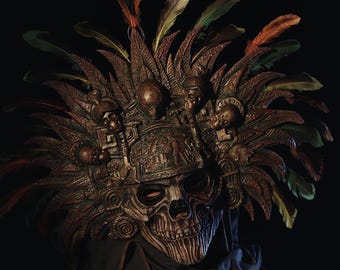 Mictlantecuhtli Mask: Detailed Aztec Decor
