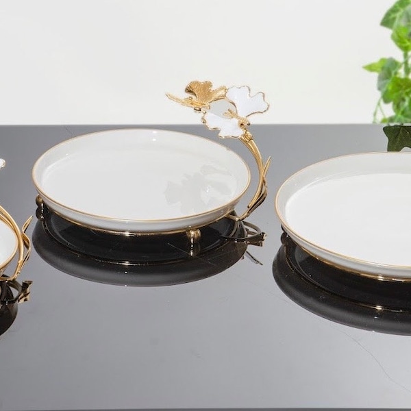 Serving tray dish 29cm / large serving stand / white ceramic round tray / display board / food platter with gold detailing