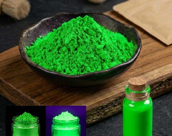 Vibrant Neon Green Mica Powder – Fluorescent Pigment for Resin, Tumblers, Candles, Paint, Slime, Nails & DIY Crafts