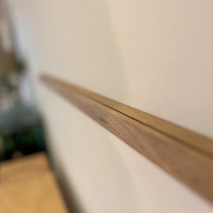 Narrow elegant picture bar photo bar made of natural oak wood, wall shelf for pictures, hanging possible with or without drilling image 4