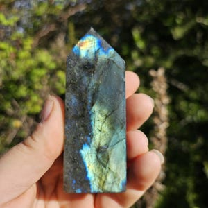 Labradorite Point Tower – Genuine Natural Mineral Collectible