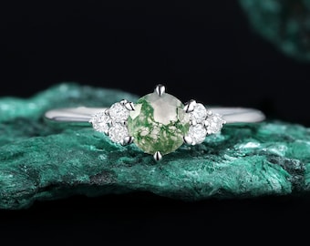 Anello di fidanzamento da donna con agata muschiata, anello vintage in oro bianco con moissanite, anello unico con diamanti a grappolo per promessa, anello nuziale per anniversario con incastonatura a griffe