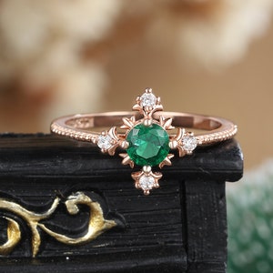 Vintage Verlobungsring mit Smaragd, antiker Moissanit-Ring, einzigartiger Ring aus Roségold 14k / 18k, einzigartiger Diamantring, Art-Deco-Jubiläumsgeschenk