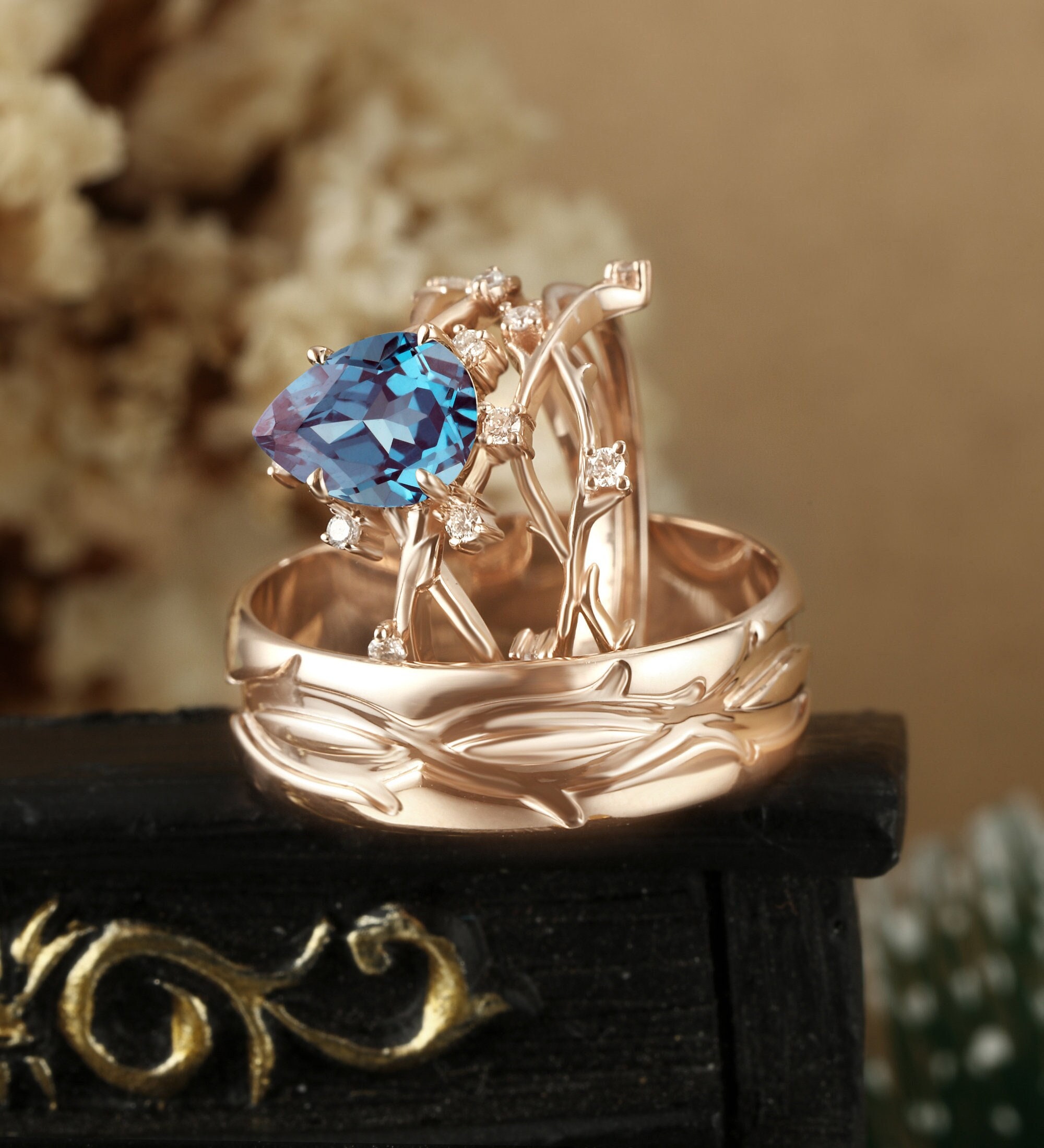 3pcs Pear Shaped Lab Alexandrite Engagement Ring Set Nature