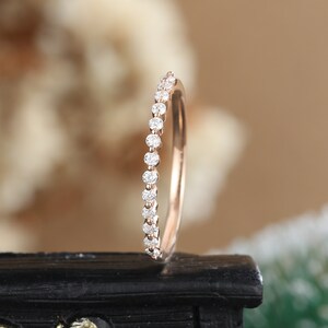 delicata fede nuziale con diamanti/anello di anniversario in oro rosa con moissanite/fede nuziale vintage/anello di promessa con diamanti/fede impilabile unica