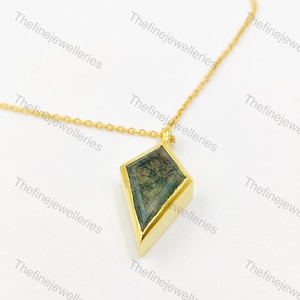 Kite shape Moss agate Pendant Necklace 14k Gold agate Necklace for Women Minimalist Single pendant Necklace Bridal Jewelry promise gift