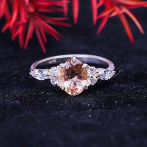 モルガナイトの婚約指輪、オーバル モルガナイト リング、ピンク モルガナイトの婚約指輪、オーバル モルガナイト リング、ピンク