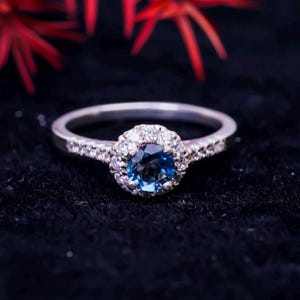 London Blue Topaz Ring: Vintage Floral 925 Silver Promise Ring
