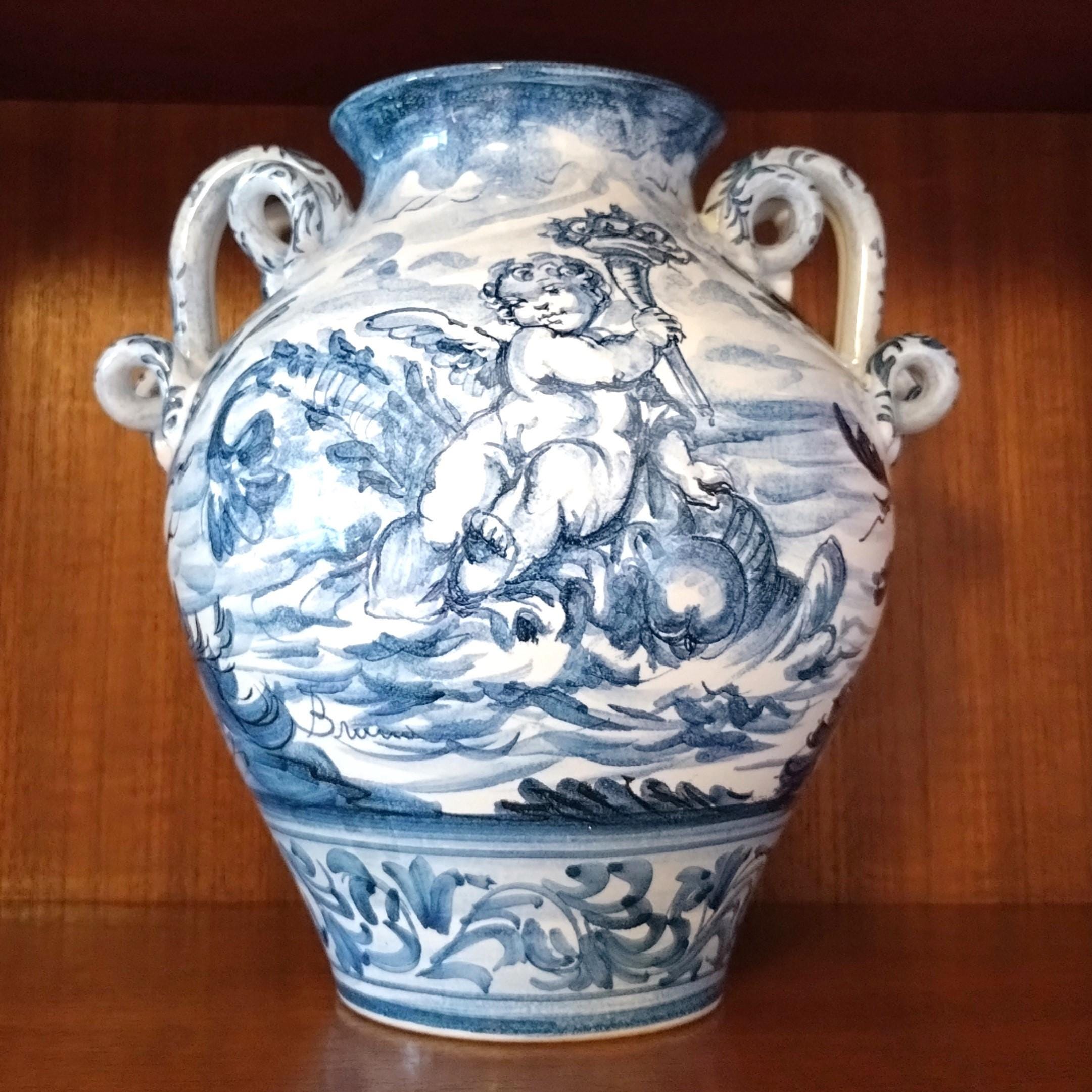 ヴィンテージ白と青のマイオリカ アルビソラ花瓶 G. マゾッティ作