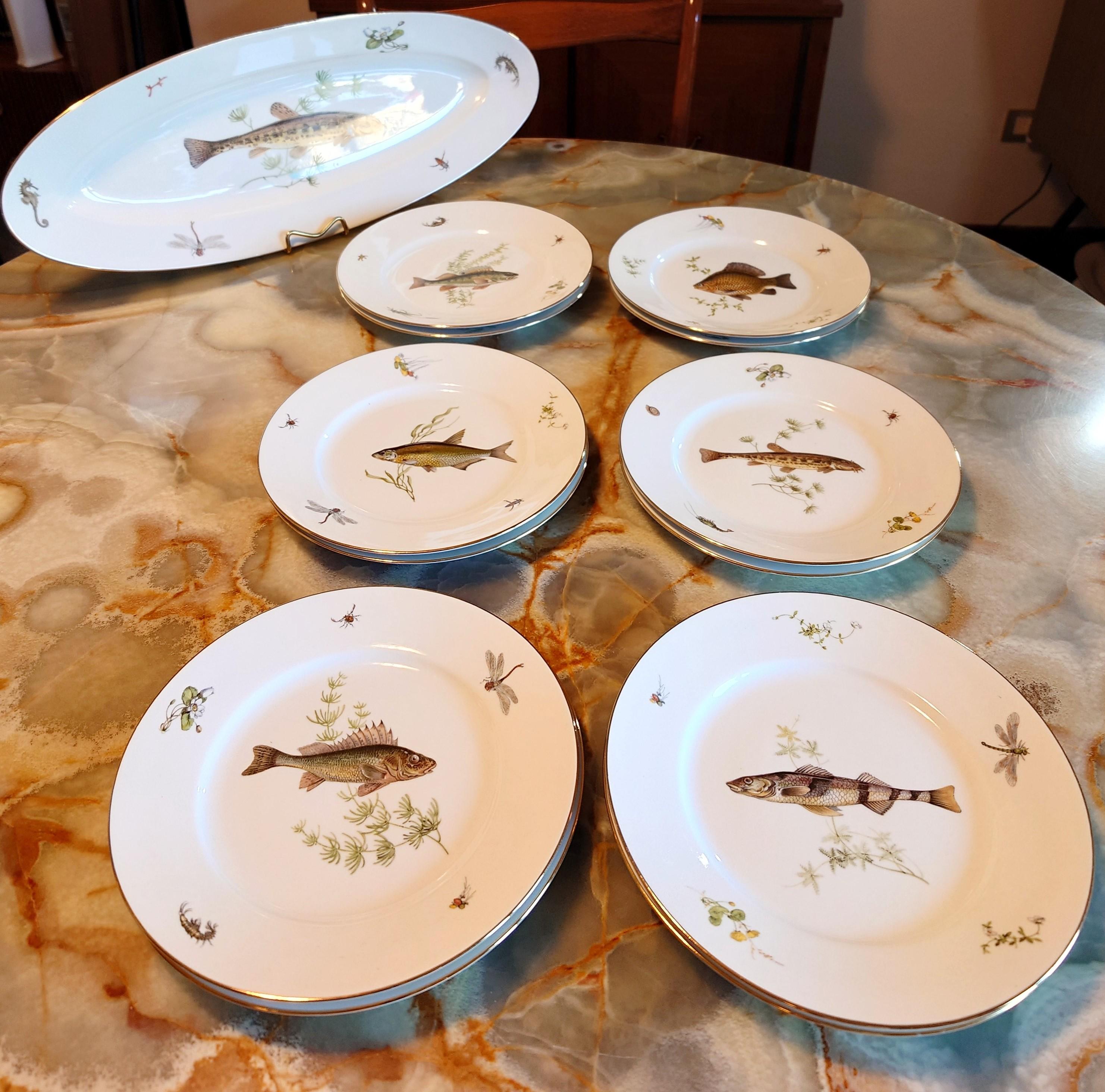 1960s Richard Ginori Fish Dinner Set for 12, Doccia Florence