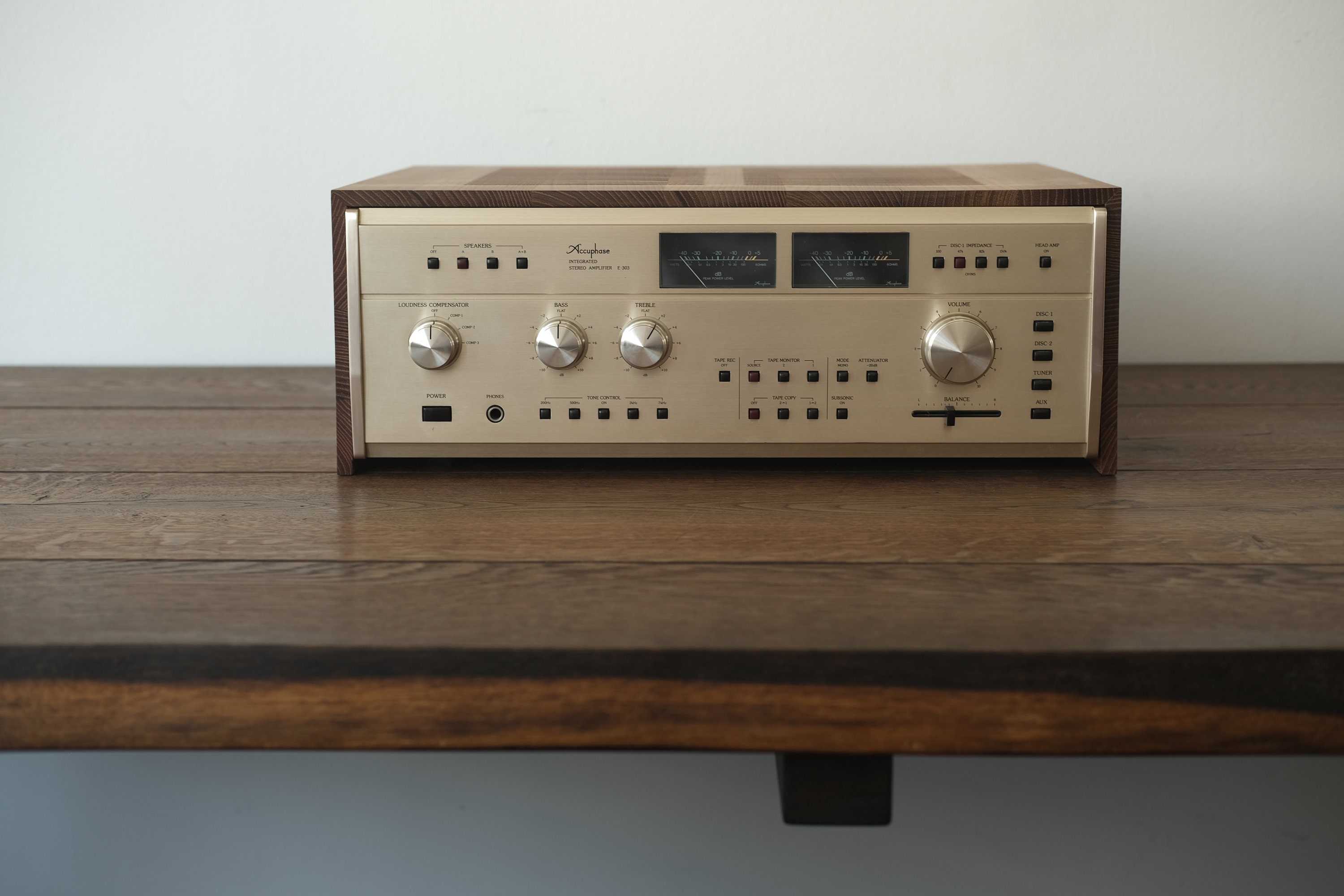 Luxman LV-117 Integrated Amp & T-100 Tuner