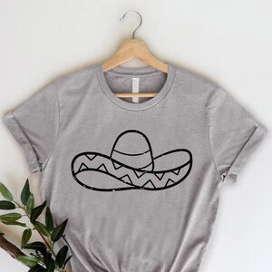 Sombrero Shirt,Mexican Tshirt,Cinco de Mayo Tee,Funny Festival Gift,Mexico Fiesta Party Shirt,Cinco de Mayo Gift,Fiesta Sombrero Women Shirt