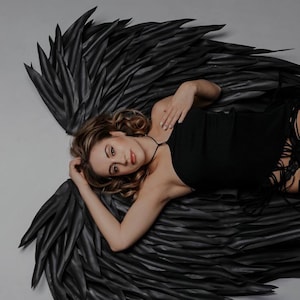 Black wings for photo shoots, Black angel wings, adult costume wings cosplay, halloween cosplay, halloween costume, halloween costume women