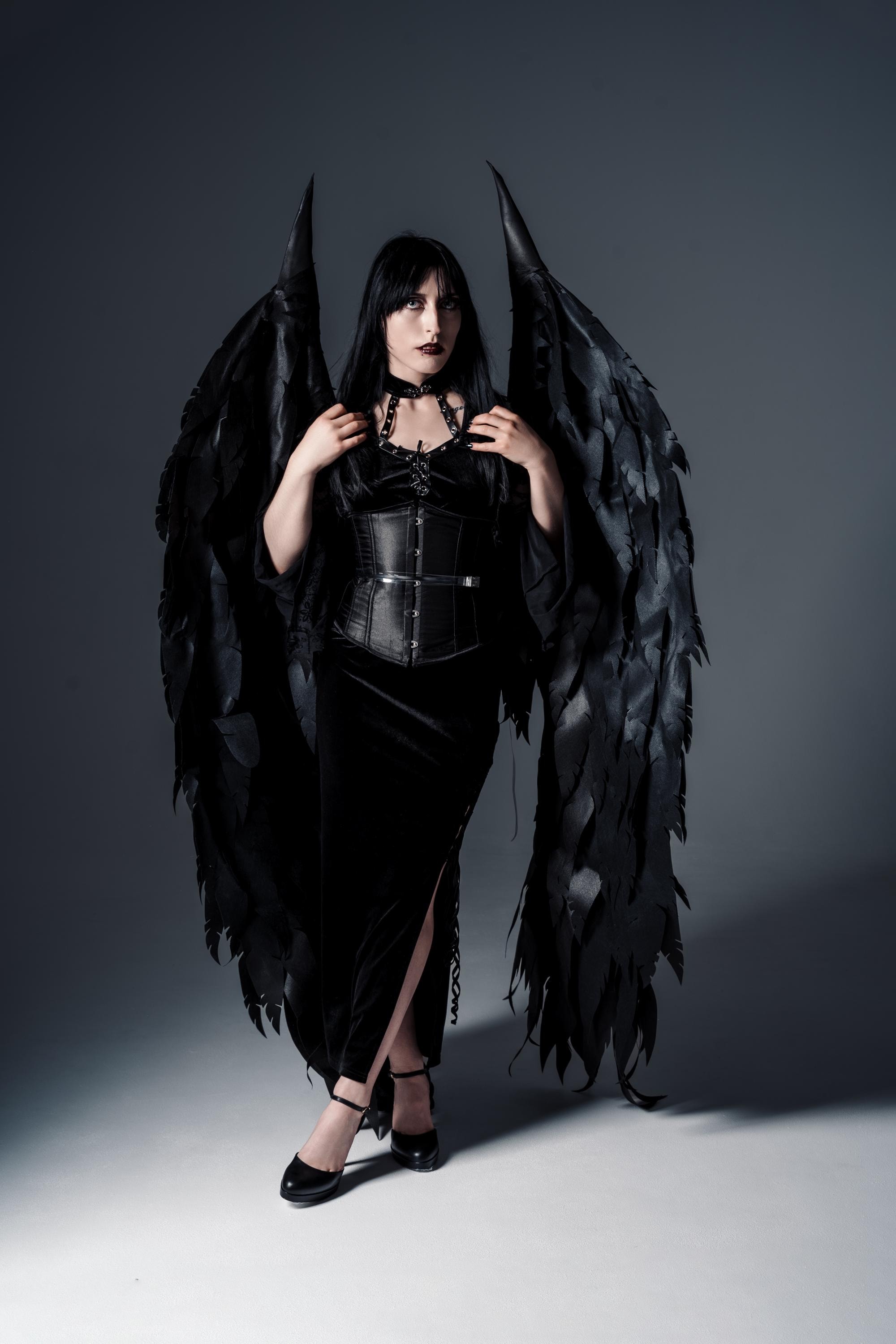 Black Large Angel Wings Costume With Horns, Adult Halloween