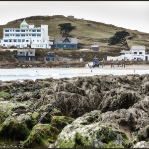 BURGH ISLAND - Från Bigbury-On-Sea, Devon, Fotografiskt konsttryck