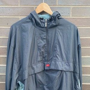 Vintage Y2K Nike Windbreaker Jacket / Mesh Lined / Athletic Spring Summer Sportswear / Streetwear / Half Zip / 2000s Silver Tag Nike