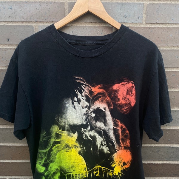 Vintage 90s Bob Marley Zion Graphic T-Shirt / Vintage T-Shirt / Bob Marley / Music Promo Print / Concert / Tour / Retro Style