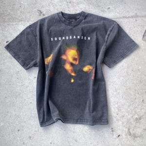 Vintage 90s Pearl Jam Window Pane / Pain Graphic / Vintage T