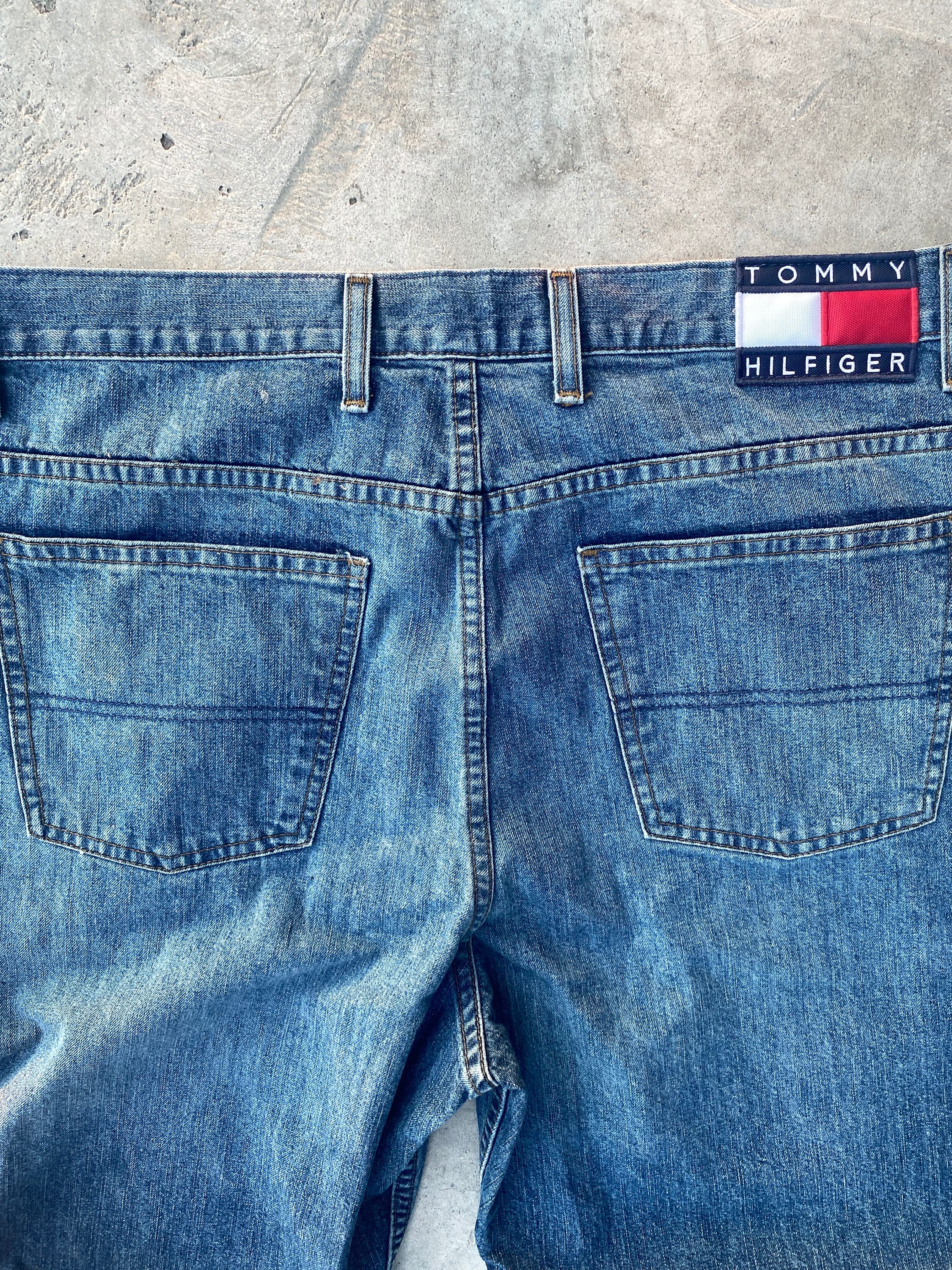 Vintage 90s Tommy Hilfiger Jeans Size 36 X 30 / 90s Denim / Wide 