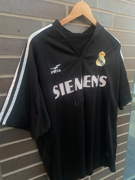 Buy Vintage 2004 Real Madrid FC Futbol Kit / Vintage Soccer Jersey