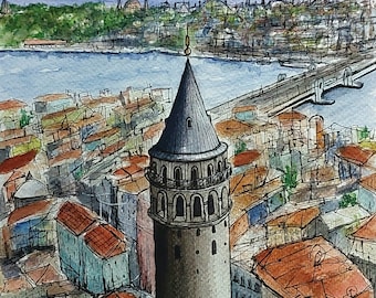 Op de afbeelding: Een aquarel van een hoge, grijze toren met een puntdak, omringd door een stadsbeeld. De toren heeft meerdere ramen en een balkon. De stad is geschilderd in tinten bruin, groen en blauw, met een brug op de achtergrond.