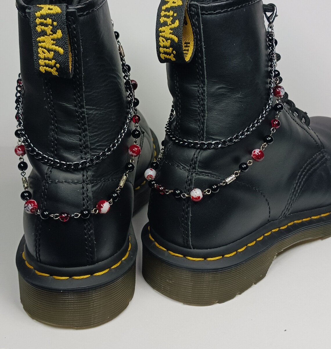 Boot Chains Onyx Garnet Red Splatter Beads Pentagram Charms Doc Dr ...